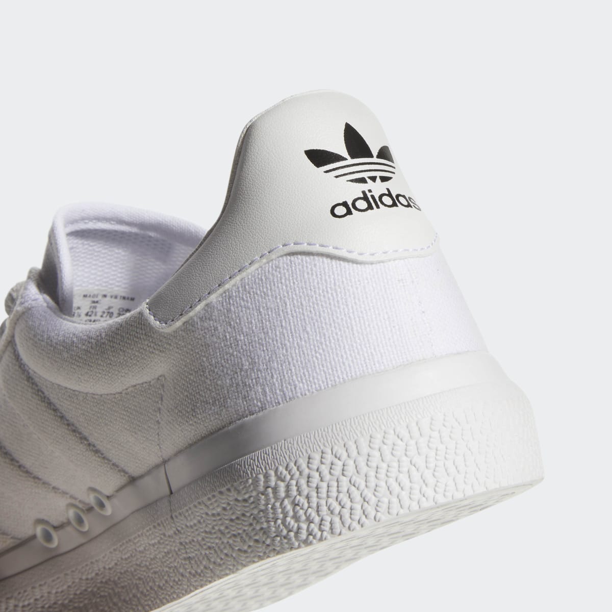 Adidas Women's 3MC Vulc Shoes - Cloud White / Cloud White / Gold Metallic - Image 10