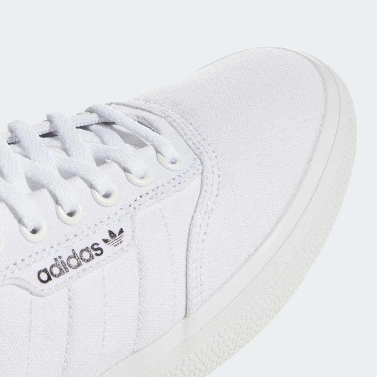 Adidas Women's 3MC Vulc Shoes - Cloud White / Cloud White / Gold Metallic - Image 12