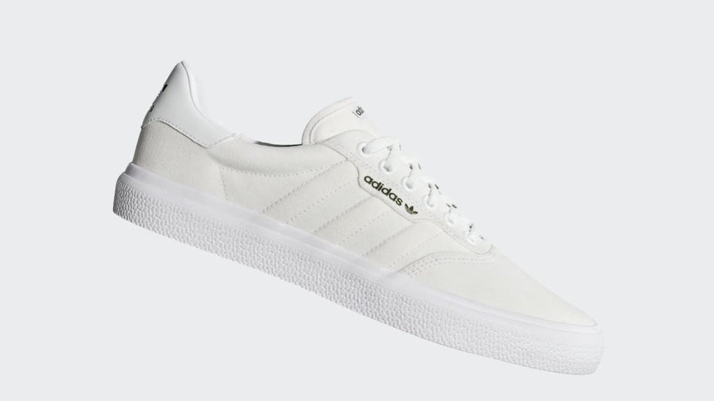 Adidas Men's 3MC Vulc Shoes - Cloud White / Cloud White / Gold Metallic - Image 2