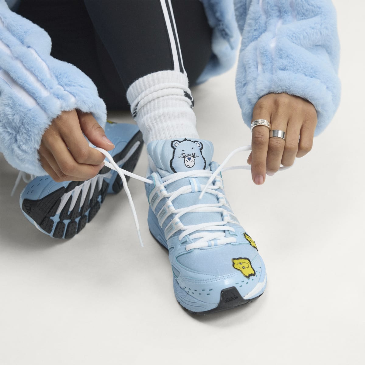 Adidas Women's ADIDAS CARE BEARS ADISTAR CONTROL 5 SHOES - Clear Sky / Cloud White / Blue Bird - Image 10