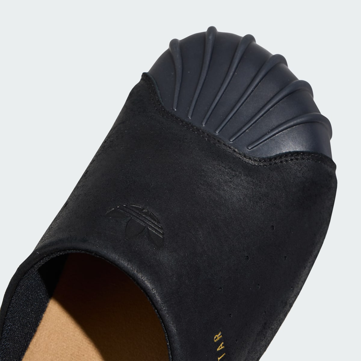 Adidas Men's ADIMULE SLIDES - Core Black / Core Black / Gold Metallic - Image 8