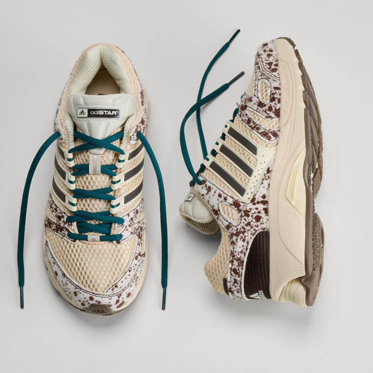 Adidas Women's ADISTAR CONTROL 5 SHOES - Off White / Sand Strata / Dark Brown - Image 3
