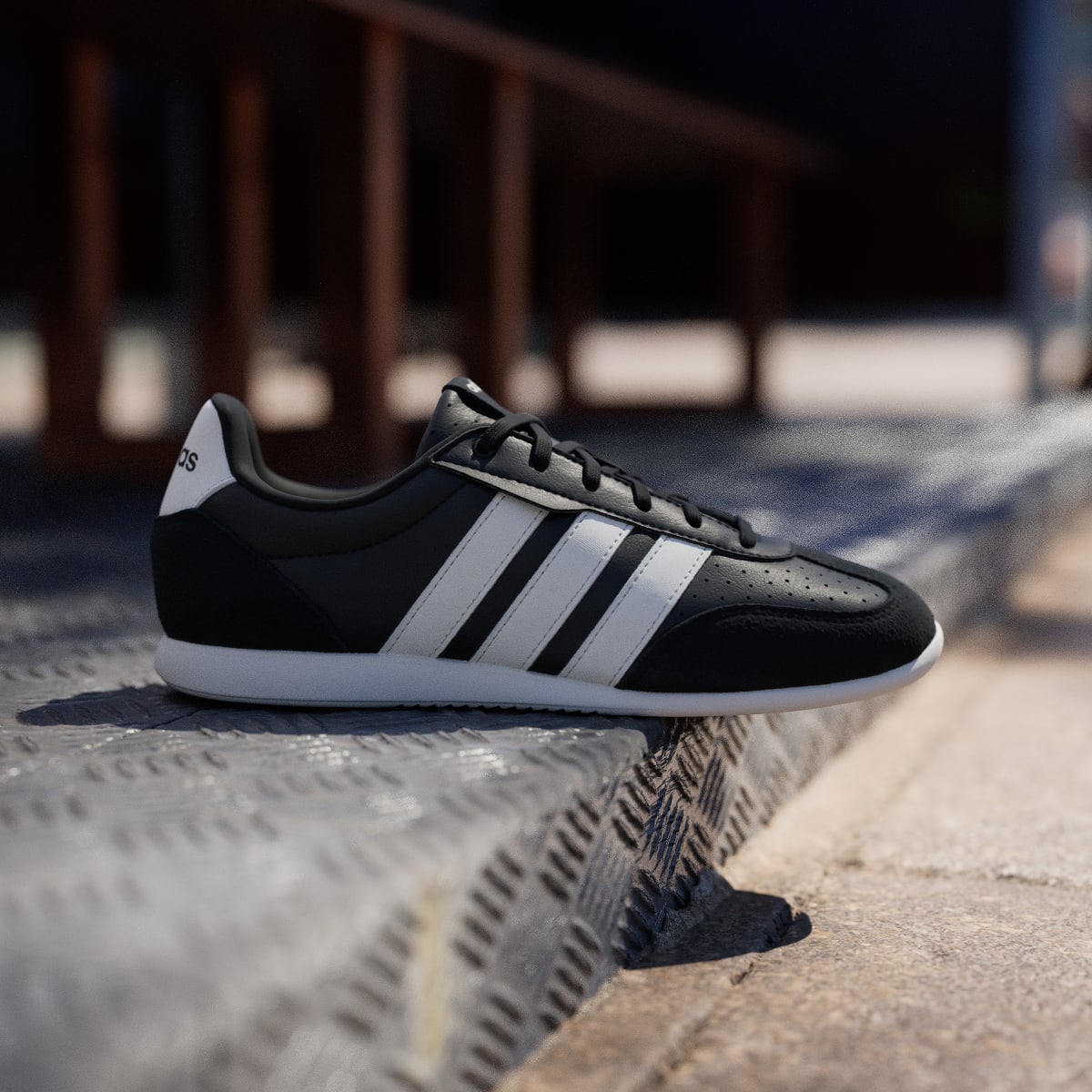 Adidas Women's BARREDA LO SHOES - Core Black / Core White / Off White - Image 3