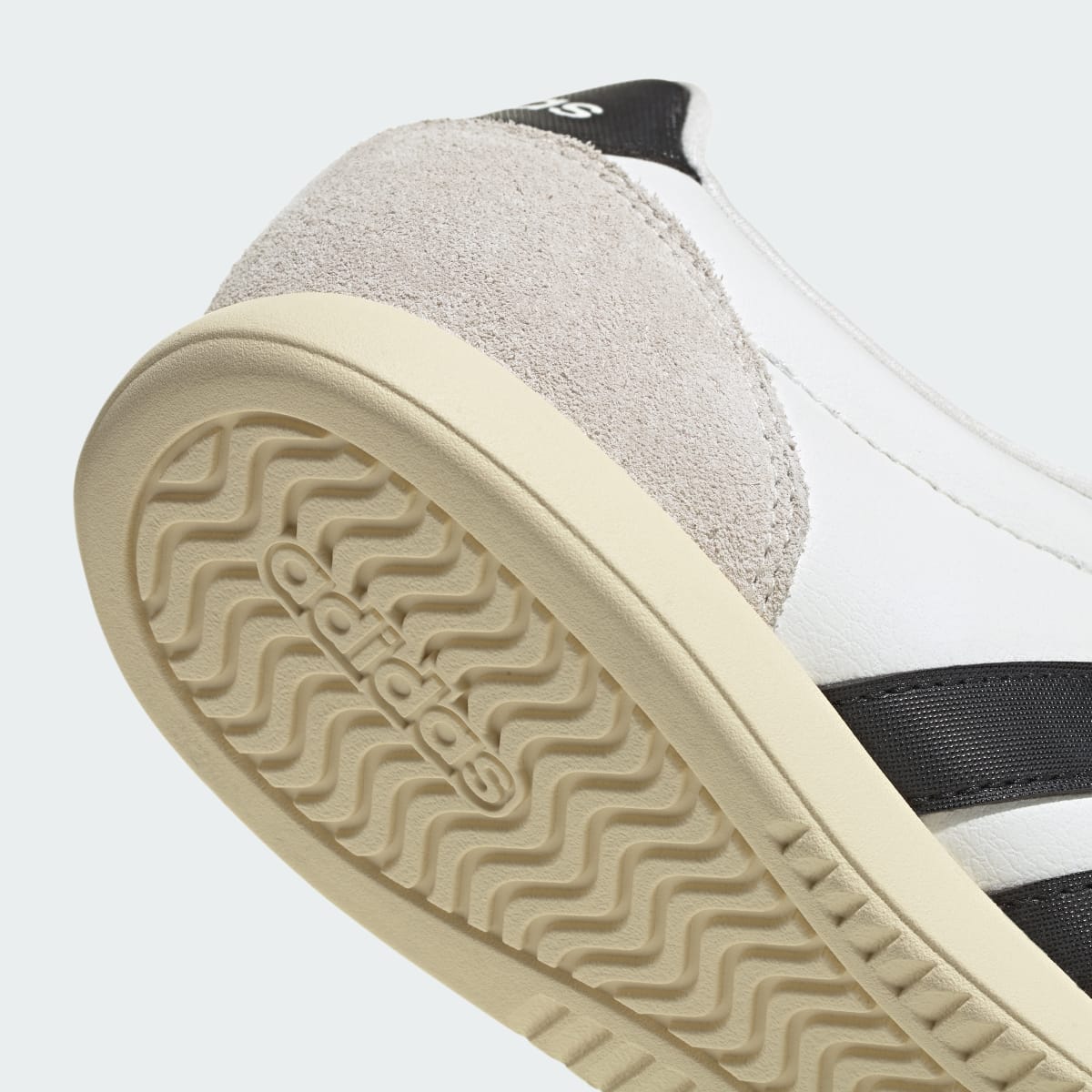 Adidas Women's BARREDA LO SHOES - Core White / Core Black / Warm Vanilla - Image 8