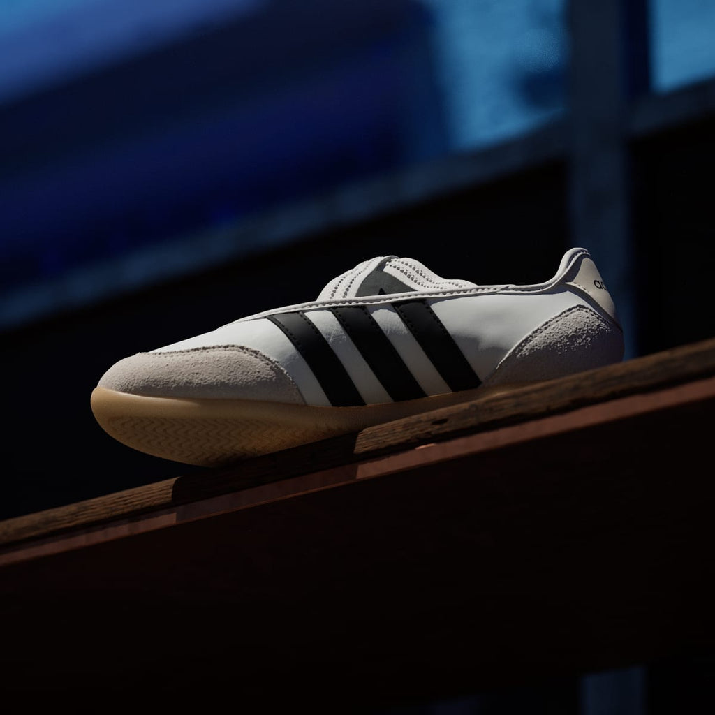 Adidas Women's BARREDA MARY JANE SHOES - Core White / Core Black / Gum - Image 7