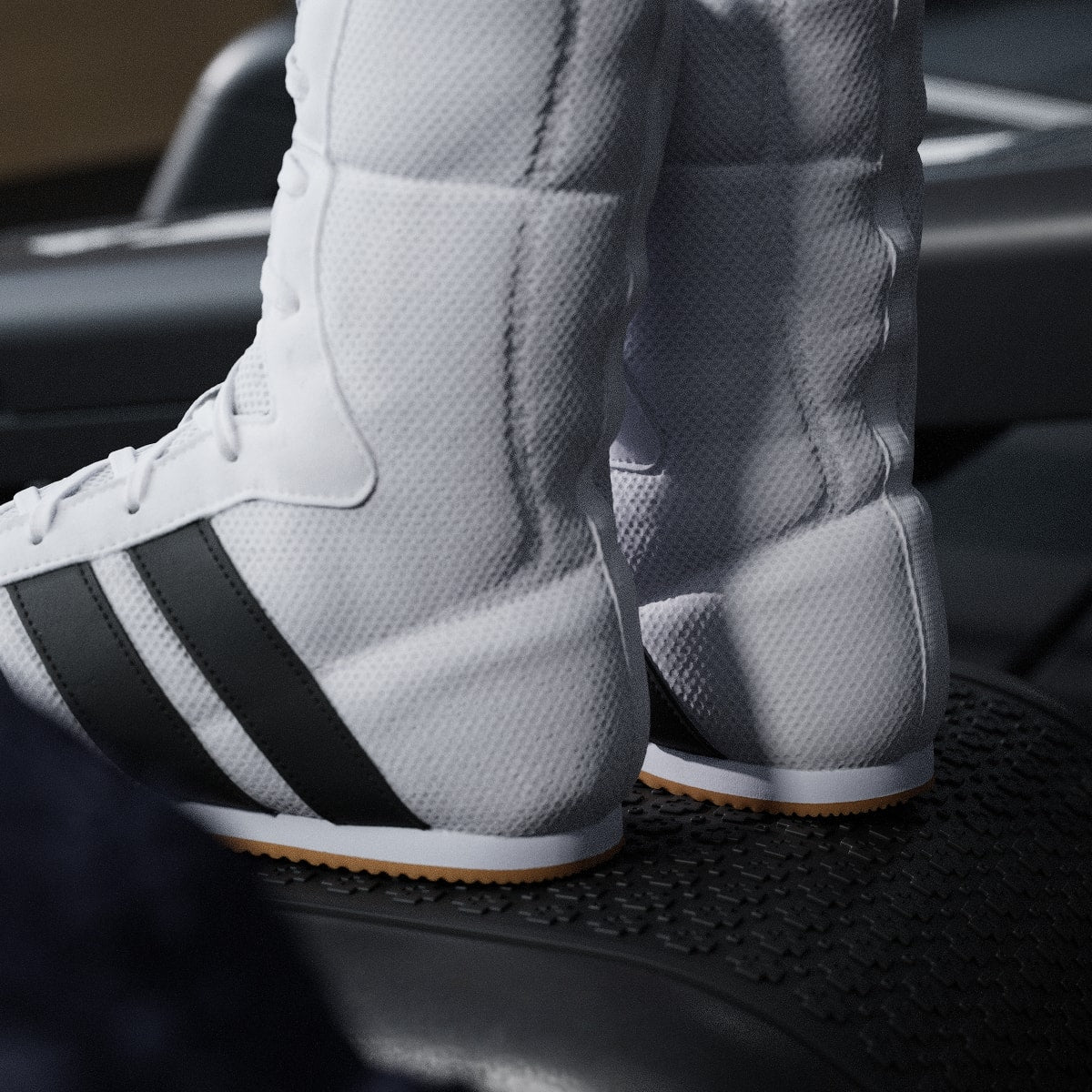 Adidas Men's BOX HOG CLASSIC Shoes - Cloud White / Core Black / Cloud White - Image 10