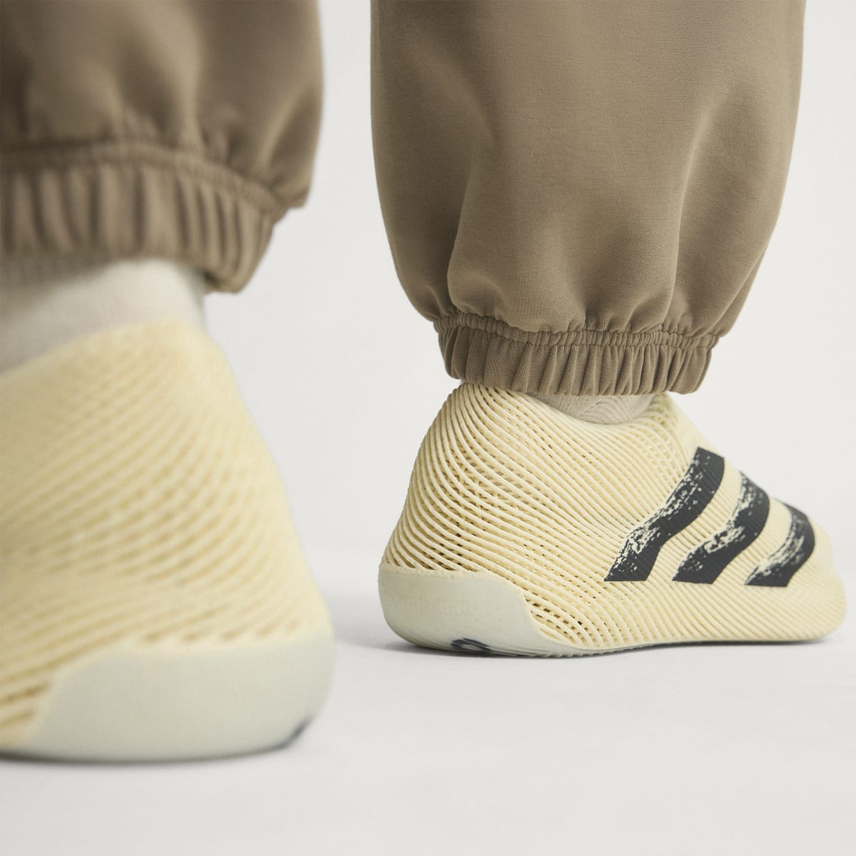 Adidas Women's CLIMACOOL SHOES - Off White / Core Black / Cloud White - Image 5