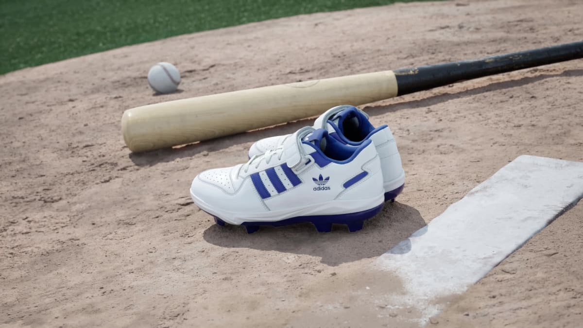 Adidas Men's Forum TPU Baseball Cleats - Cloud White / Royal Blue / Cloud White - Image 2