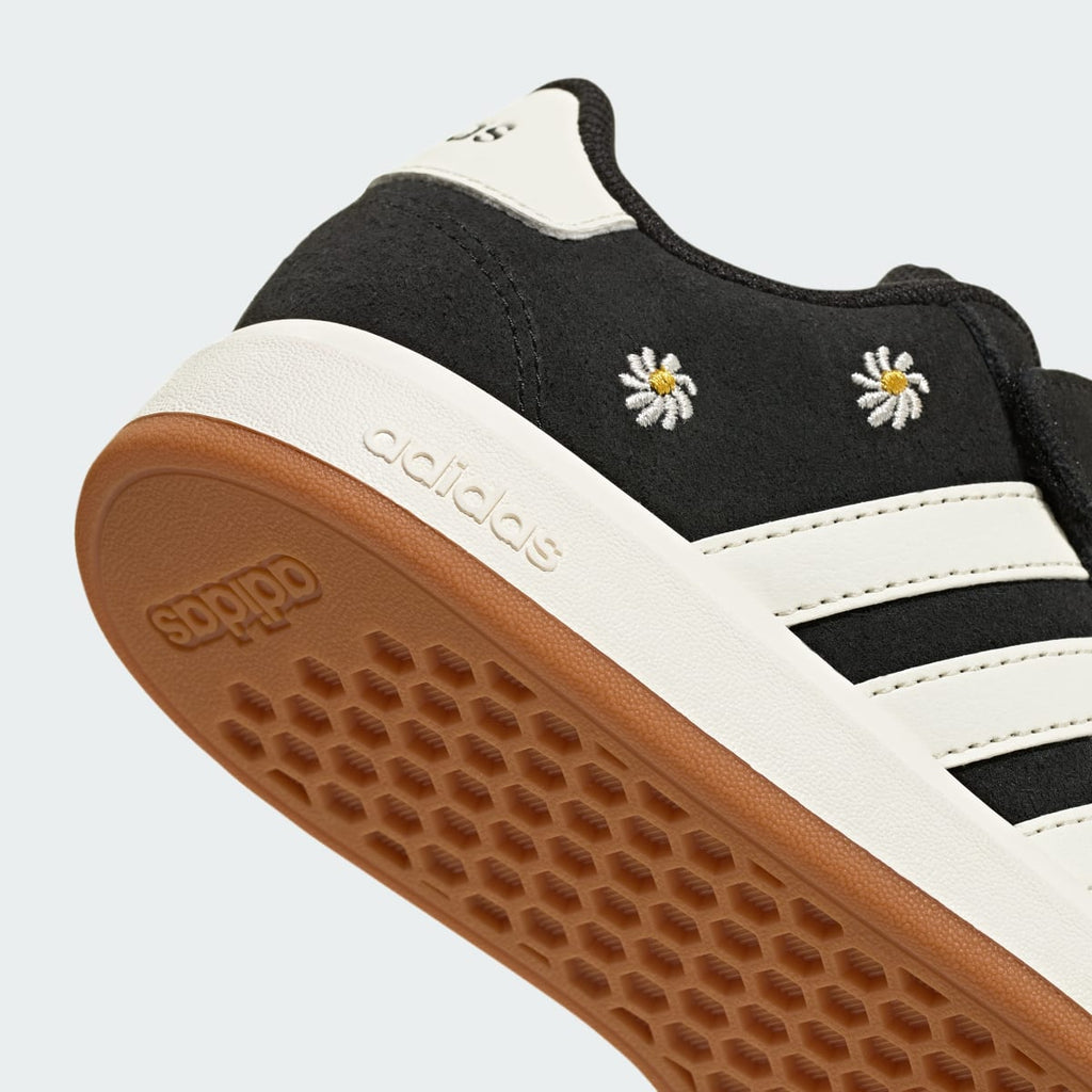 Adidas Kids' GRAND COURT 00s SHOES CHILDREN - Core Black / Off White / Gum - Image 8