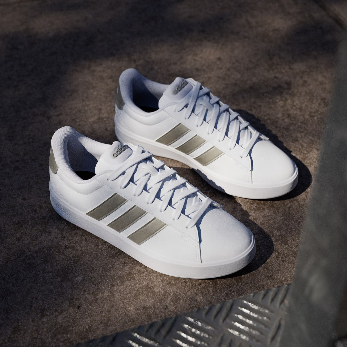 Adidas Women's GRAND COURT 3.0 SHOES - Cloud White / Cyber Metallic / Cloud White - Image 5
