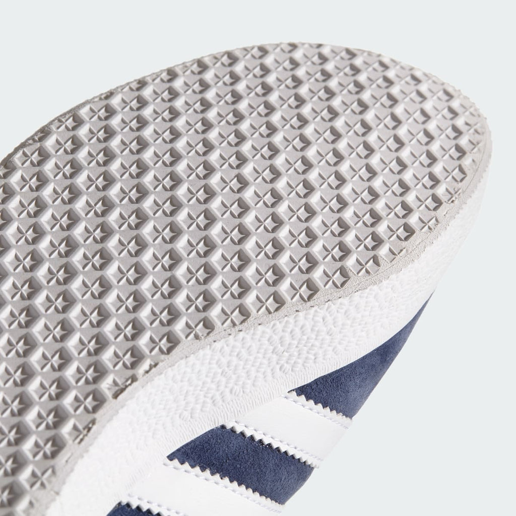 Adidas Men's Gazelle Shoes - Collegiate Navy / White / Gold Metallic - Image 11