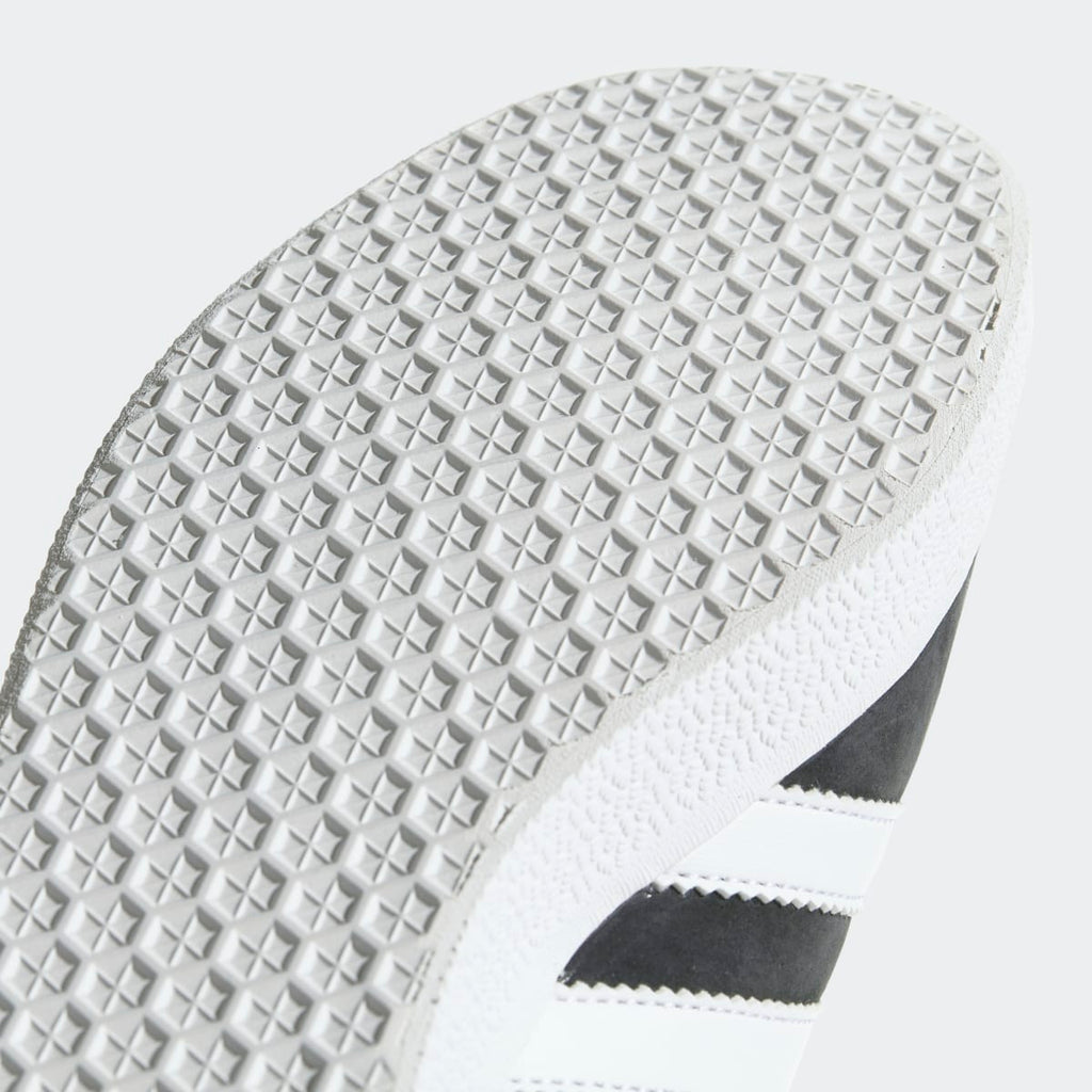 Adidas Women's Gazelle Shoes - Dgh Solid Grey / White / Gold Metallic - Image 11