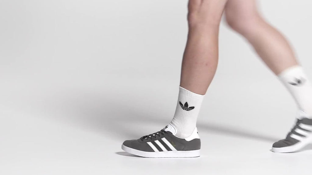 Adidas Men's Gazelle Shoes - Dgh Solid Grey / White / Gold Metallic - Image 2