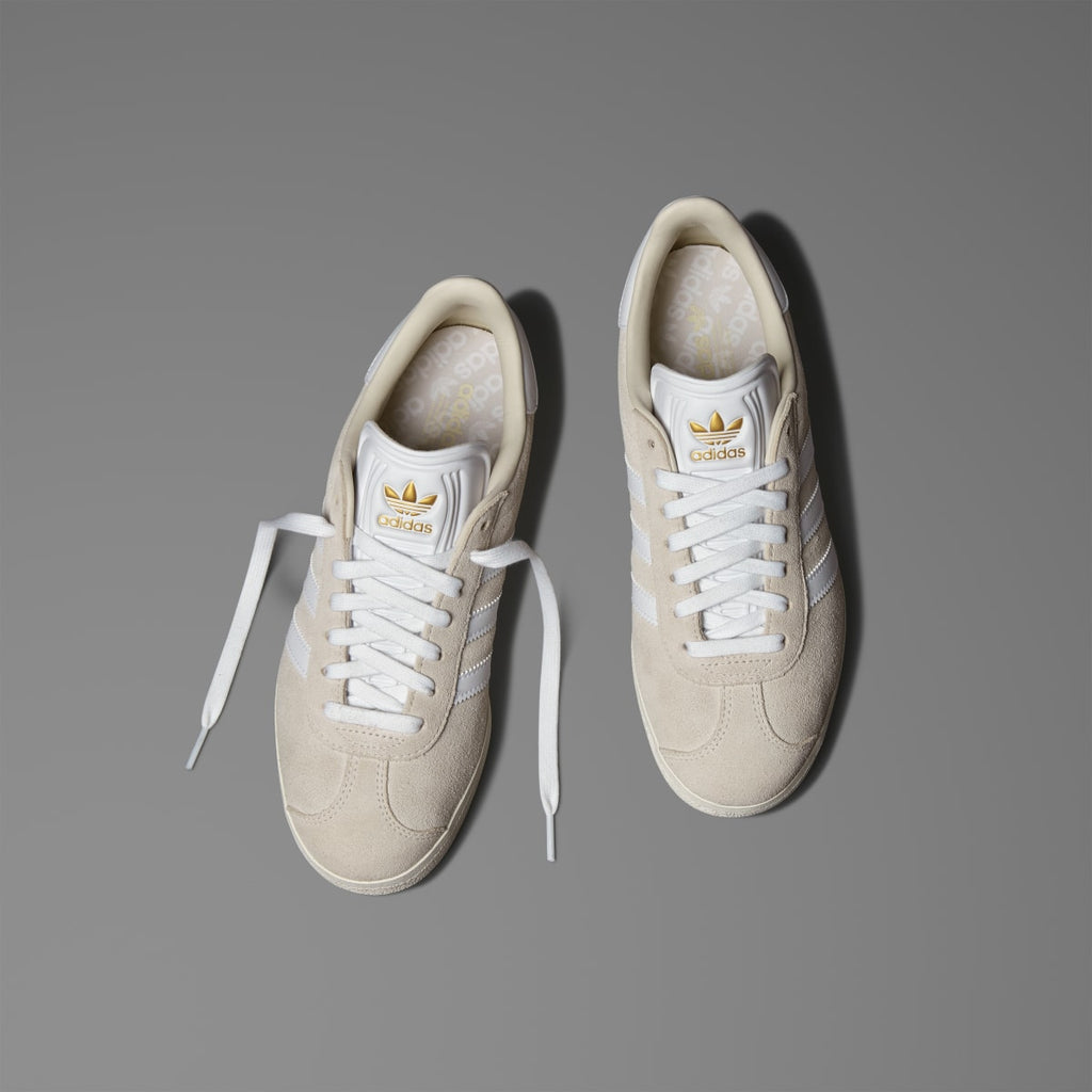 Adidas Women's Gazelle Spikeless Golf Shoes - Alumina / Cloud White / Gold Metallic - Image 4