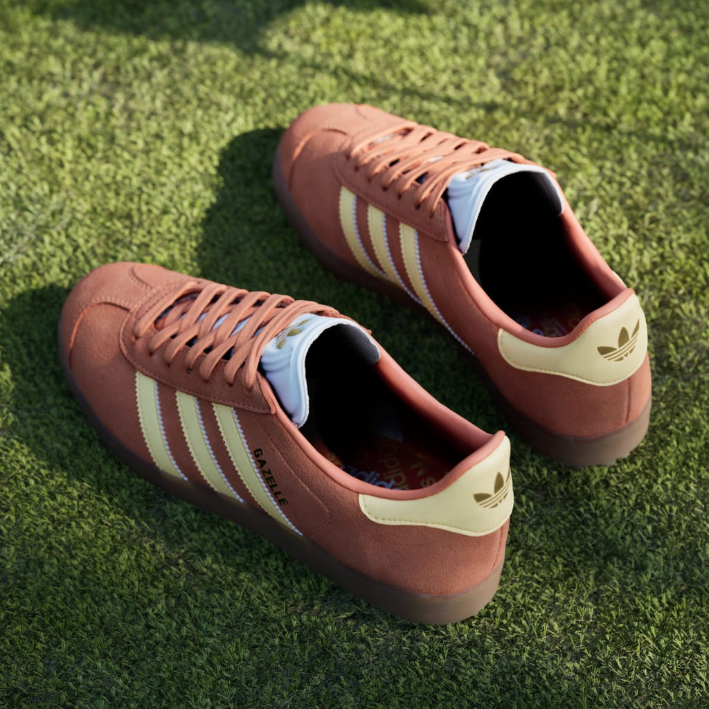 Adidas Men's Gazelle Spikeless Golf Shoes - Dusky Orange / Ice Tangerine / Cloud White - Image 8