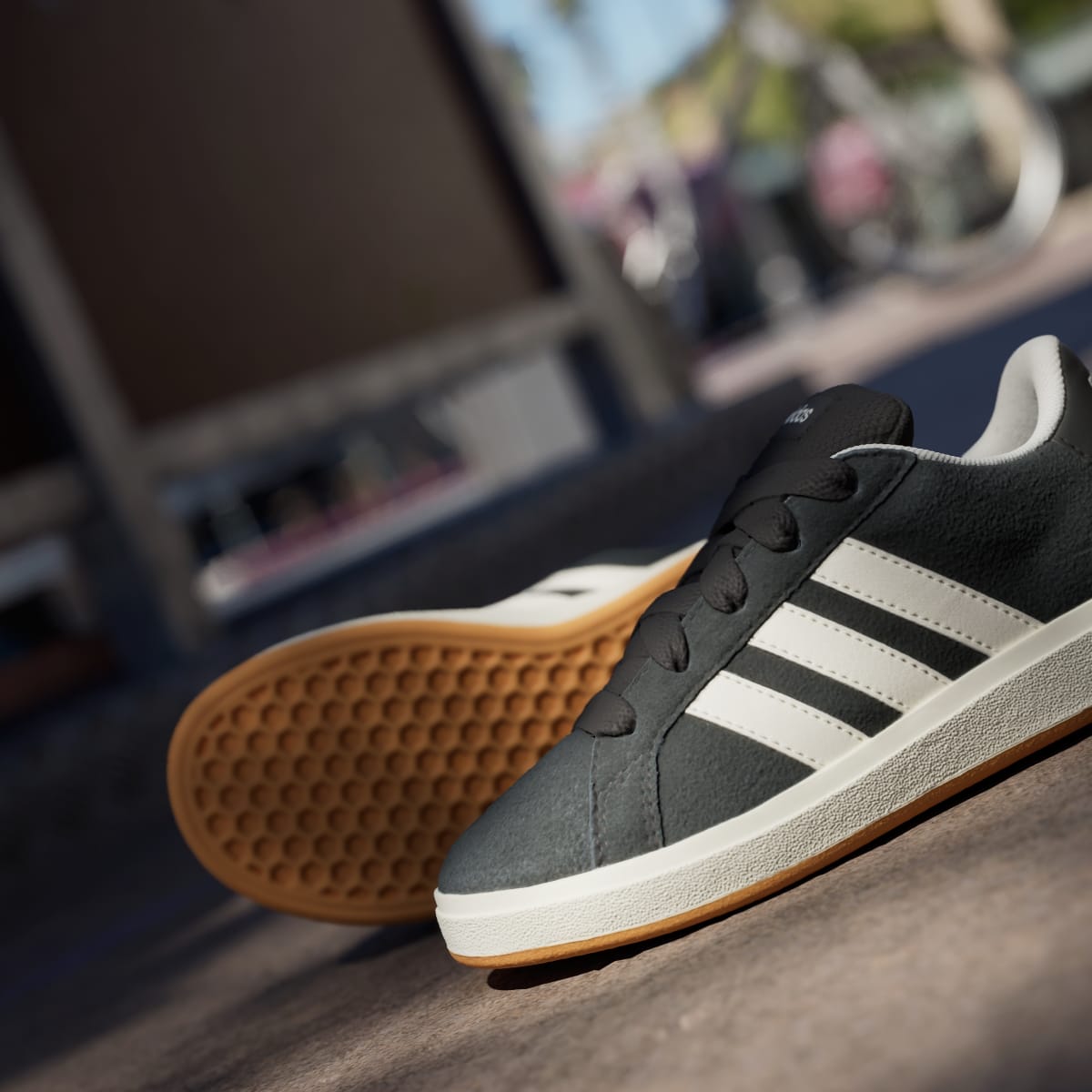 Adidas Kids' Grand Court 00s Shoes Kids - Core Black / Off White / Gum - Image 10