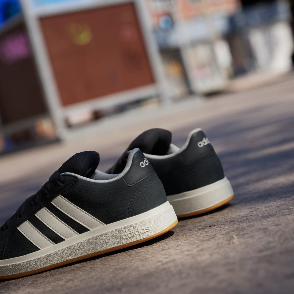 Adidas Kids' Grand Court 00s Shoes Kids - Core Black / Off White / Gum - Image 9