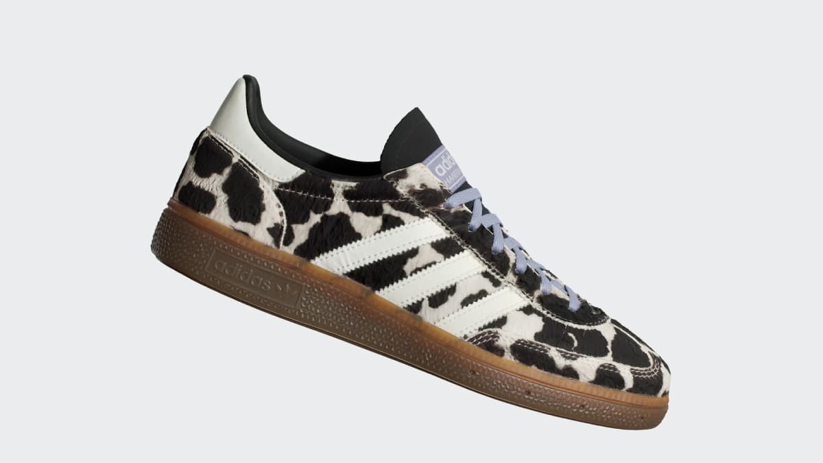 Adidas Women's HANDBALL SPEZIAL SHOES - Core Black / Off White / Chalk Blue - Image 2