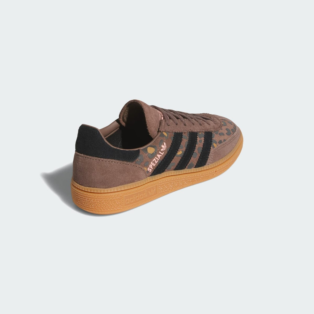 Adidas Kids' HANDBALL SPEZIAL SHOES - Earth Strata / Core Black / Glow Pink - Image 5