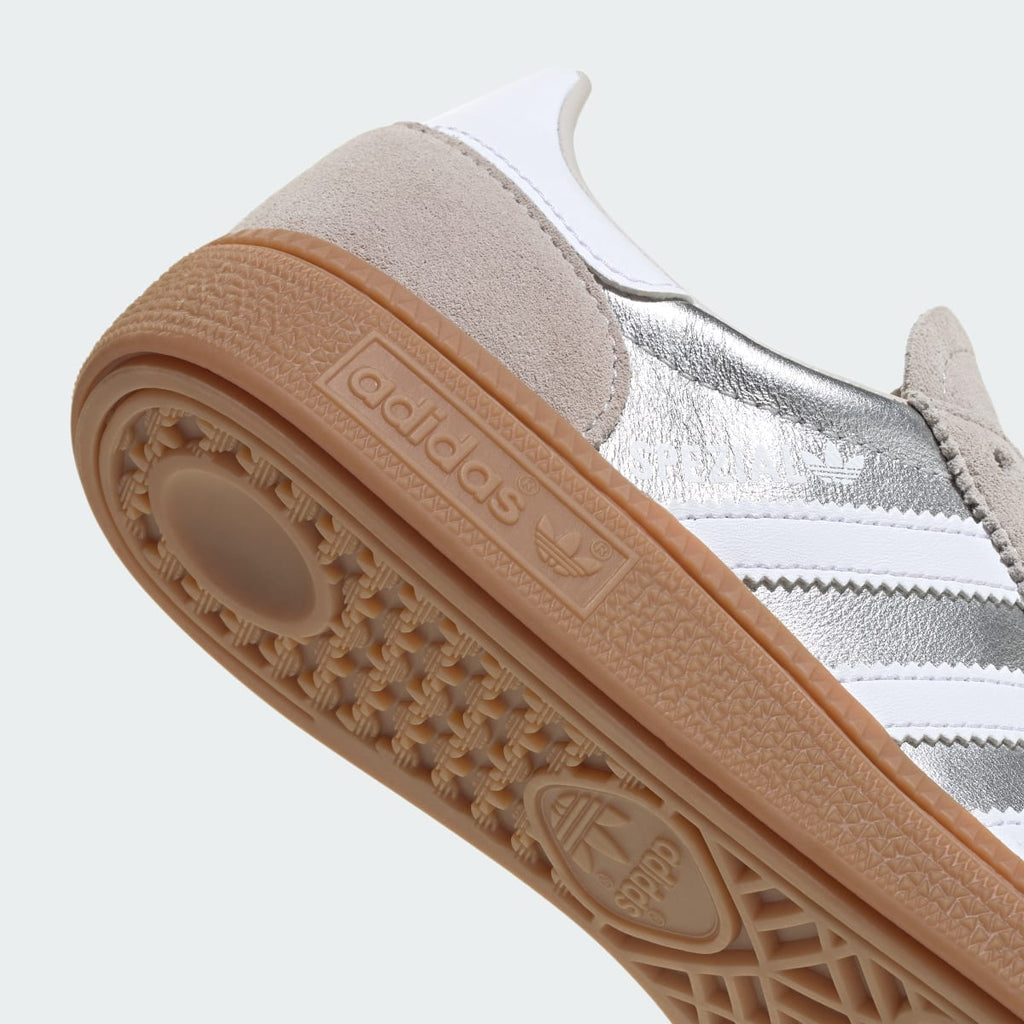 Adidas Kids' HANDBALL SPEZIAL SHOES - Silver Metallic / Cloud White / Gum - Image 7