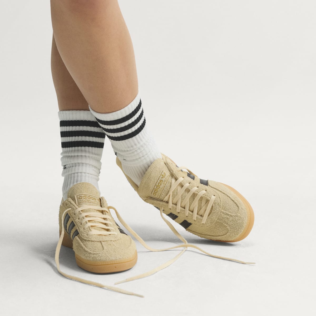 Adidas Women's HANDBALL SPEZIAL SHOES - Warm Vanilla / Aurora Coffee / Gold Metallic - Image 8