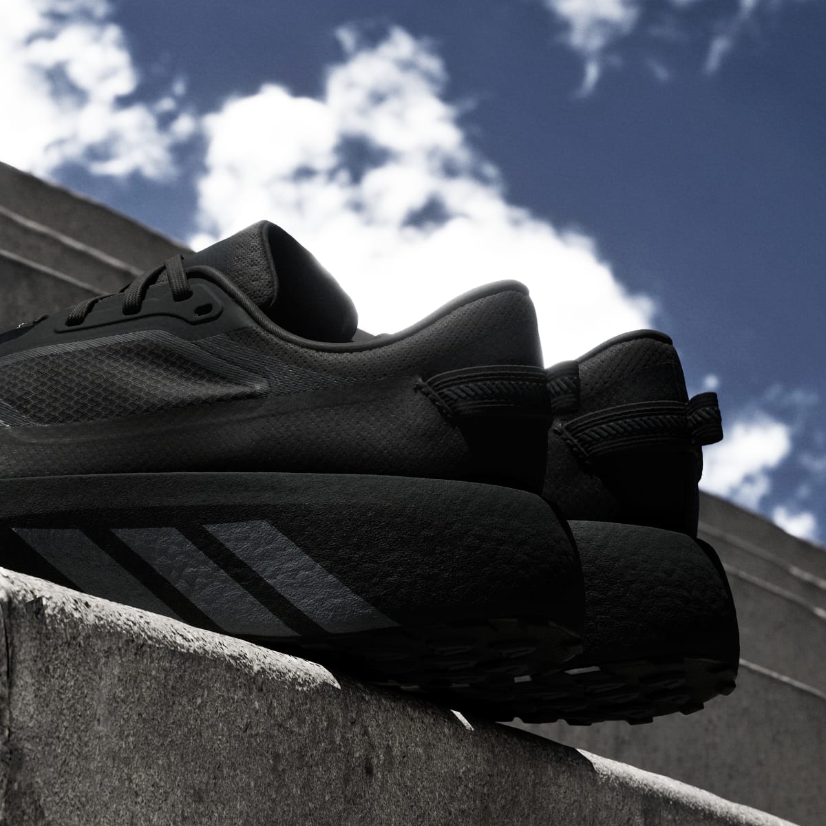 Adidas Men's HYPERBOOST ATR M Shoes - Black / Grey Six / Core Black - Image 10