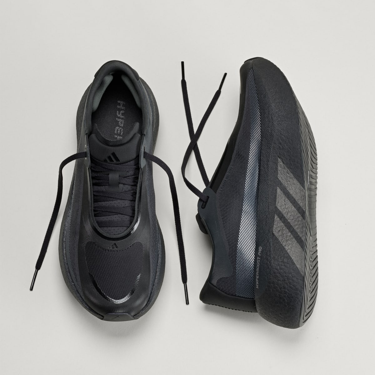 Adidas Men's HYPERBOOST EDGE Running Shoes - Core Black / Carbon / Carbon - Image 5