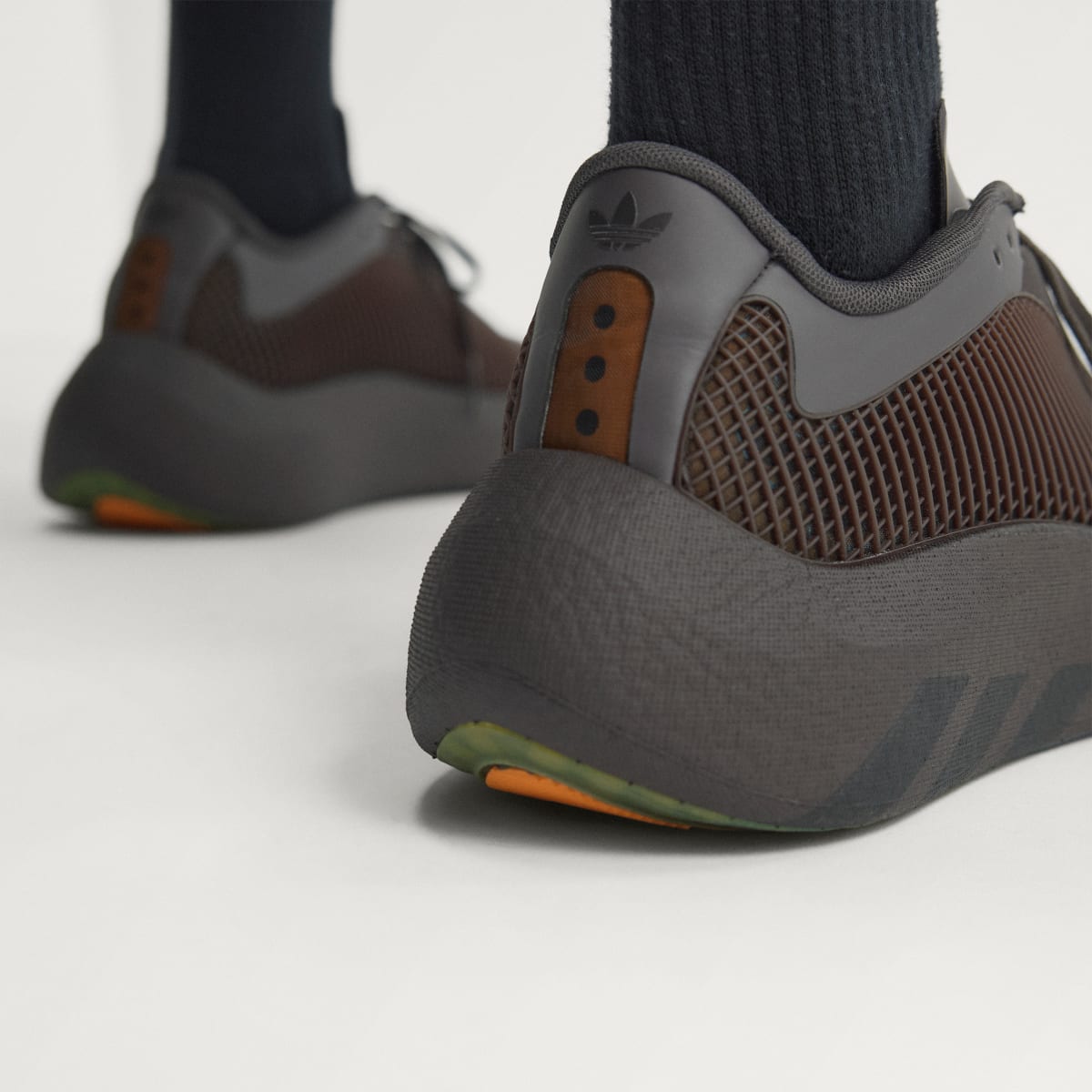 Adidas Men's HYPERBOOST EPHR SHOES - Night Brown / Utility Black / Core Black - Image 9