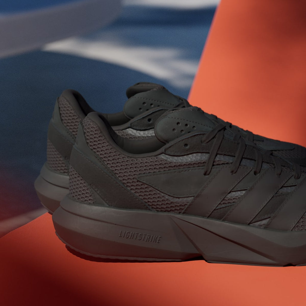 Adidas Men's Lightblaze Shoes - Core Black / Core Black / Carbon - Image 9