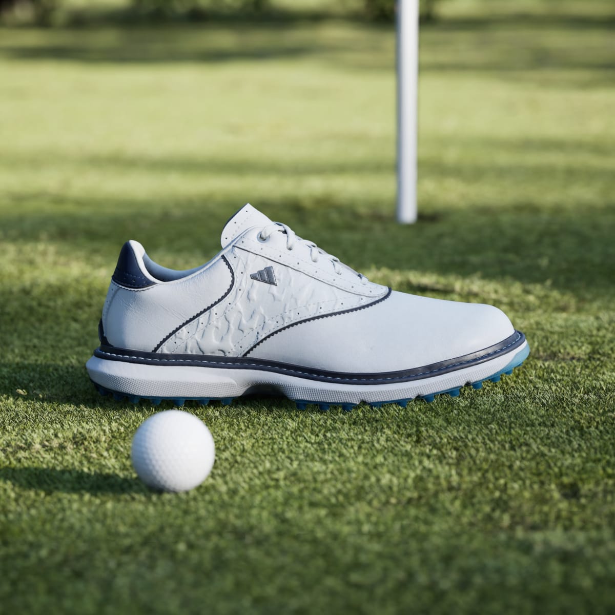 Adidas Women's MC70 SPIKELESS GOLF SHOES - Cloud White / Collegiate Navy / Lucid Ray Blue - Image 3