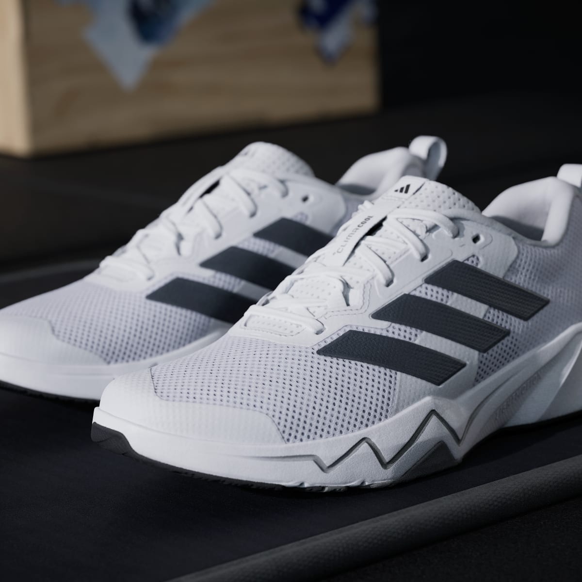 Adidas Men's RAPIDMOVE GO TRAINER M - Cloud White / Core Black / Iron Metallic - Image 9