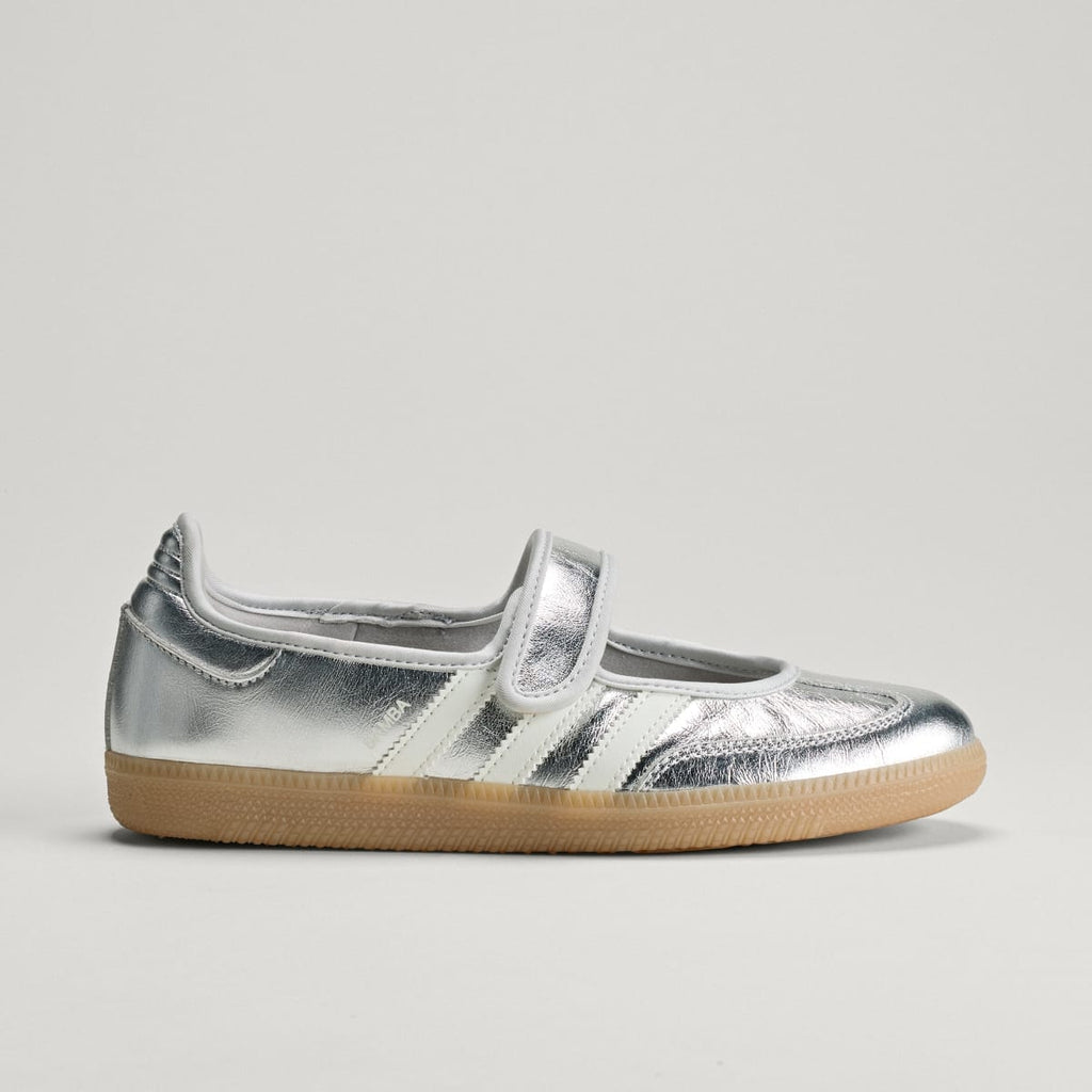 Adidas Women's SAMBA JANE SHOES - Silver Metallic / Off White / Gum - Image 3