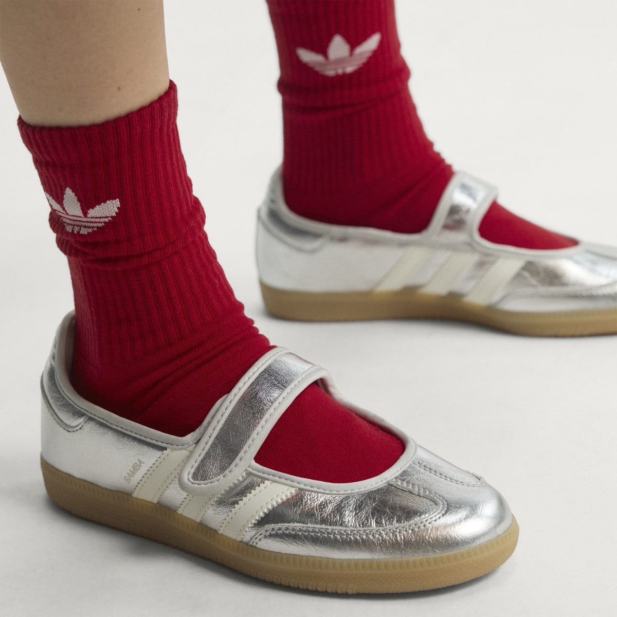 Adidas Women's SAMBA JANE SHOES - Silver Metallic / Off White / Gum - Image 5