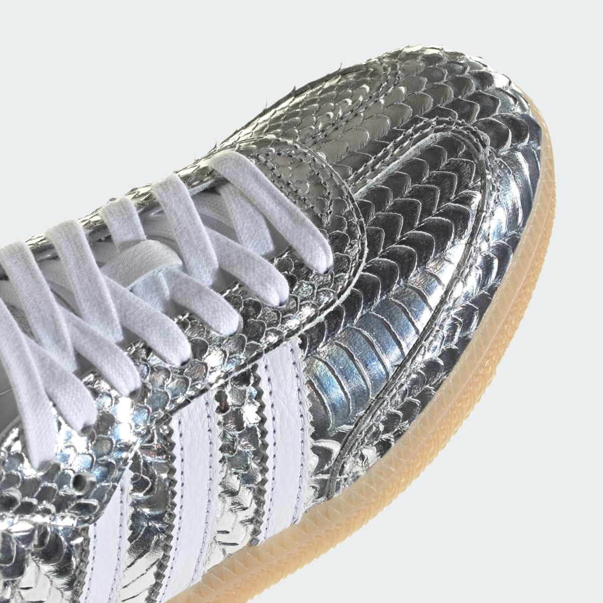 Adidas Women's SAMBA SHOES - Silver Metallic / Cloud White / Gum - Image 9