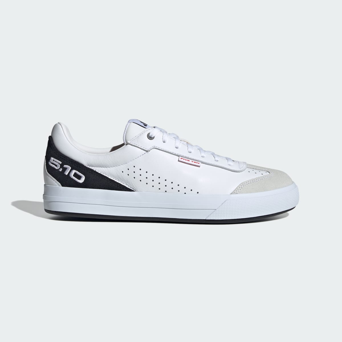 Adidas Men's SLEUTH DLX 2 Shoes - Cloud White / Cloud White / Core Black - Image 1