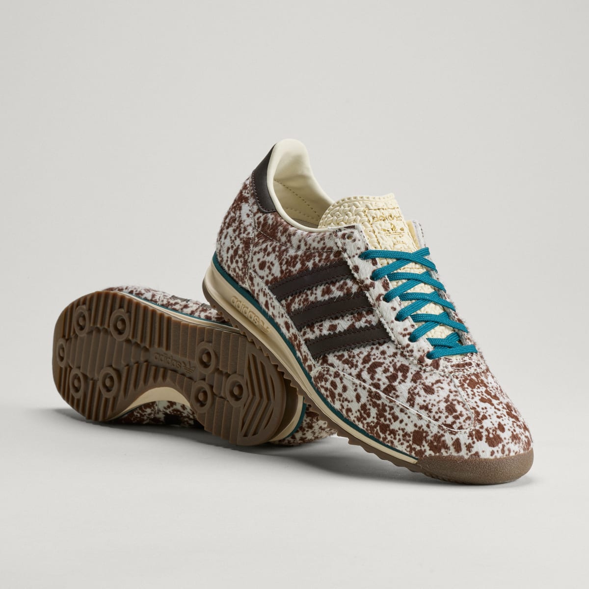 Adidas Women's SL 72 OG SHOES - Off White / Dark Brown / Rich Green - Image 1