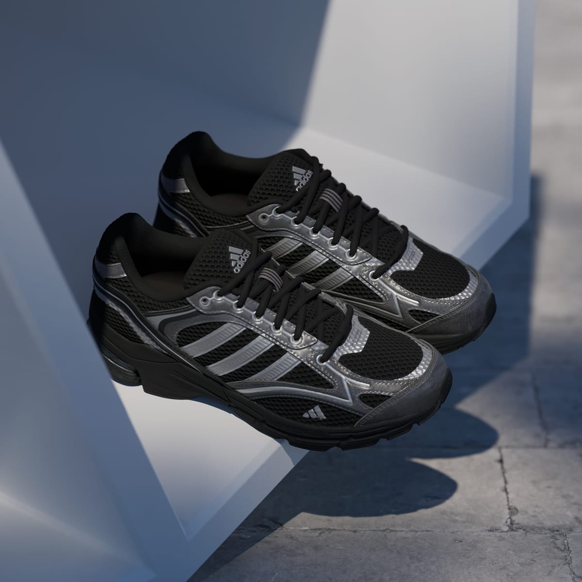 Adidas Men's SPIRITAIN 2000 Shoes - Core Black / Iron Metallic / Matte Silver - Image 5