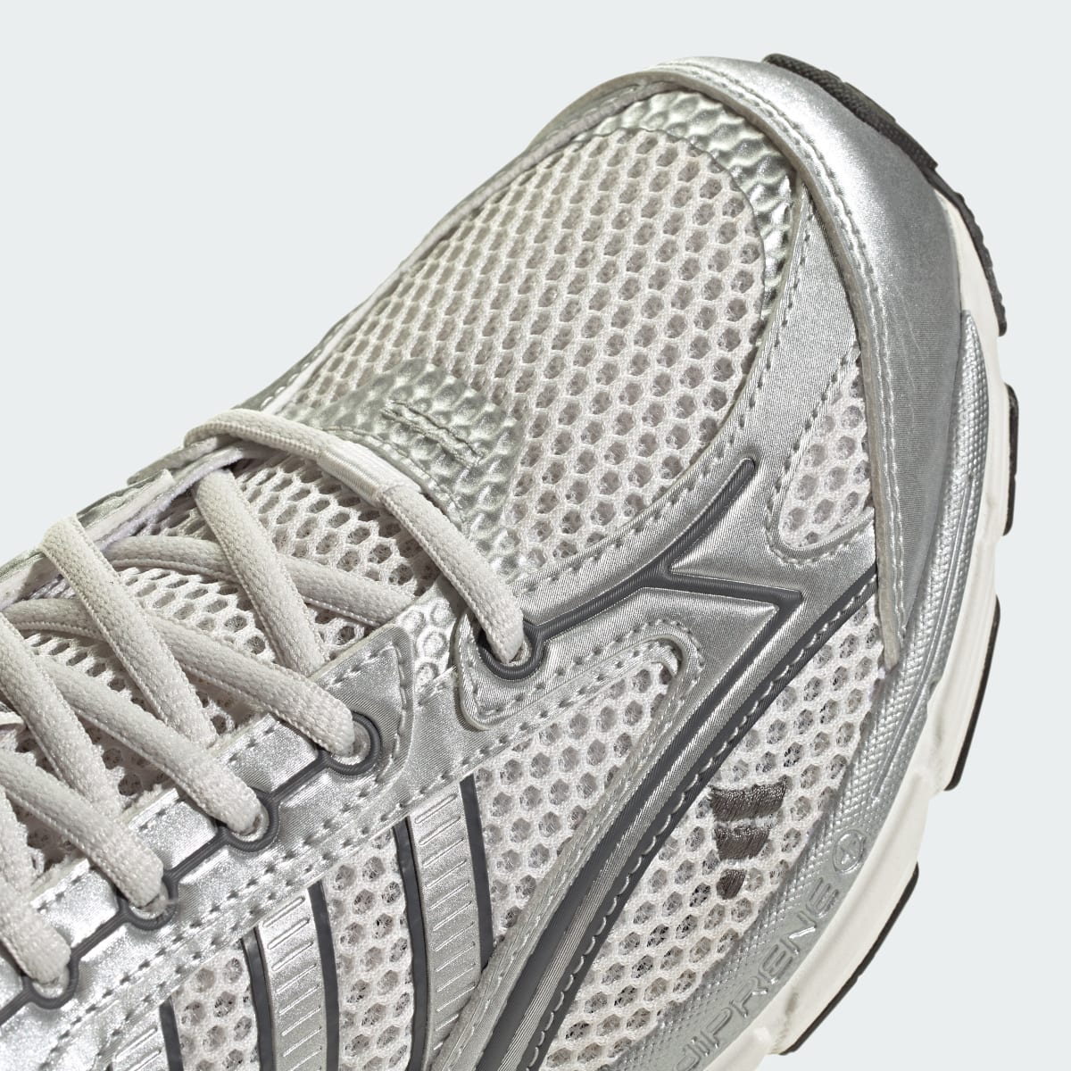 Adidas Men's SPIRITAIN 2000 Shoes - Crystal White / Silver Metallic / Grey Four - Image 9