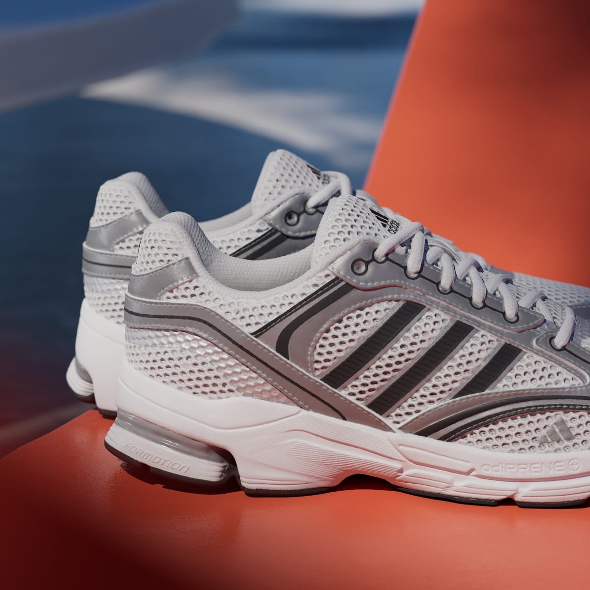 Adidas Men's SPIRITAIN 2000 Shoes - Cloud White / Silver Metallic / Core Black - Image 9