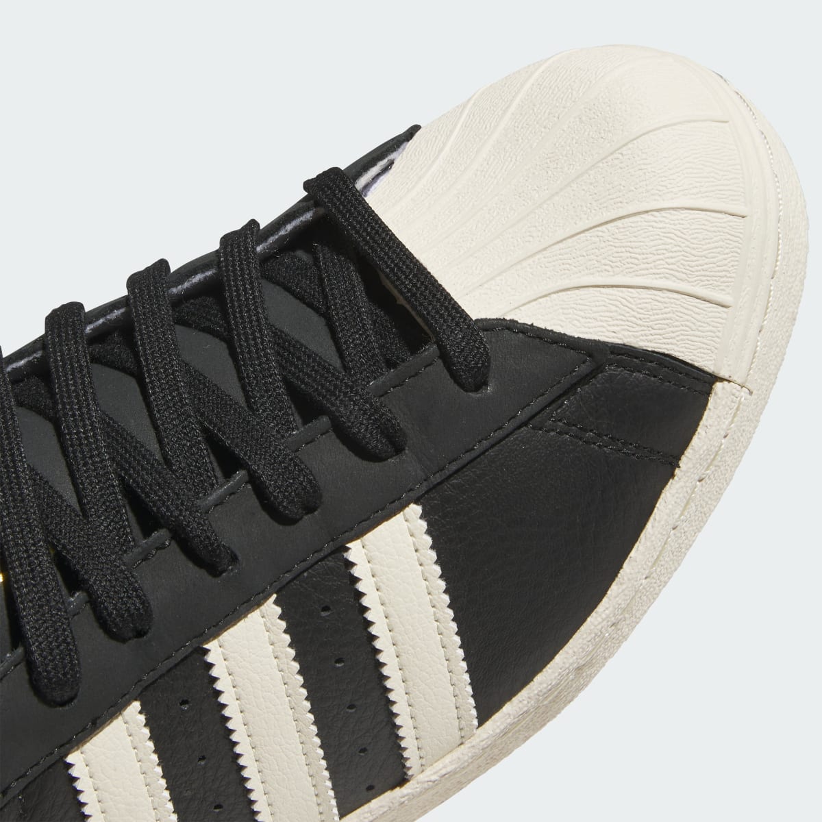 Adidas Men's SUPERSTAR 80 ADV Trainers - Core Black / Cream White / Gold Metallic - Image 9