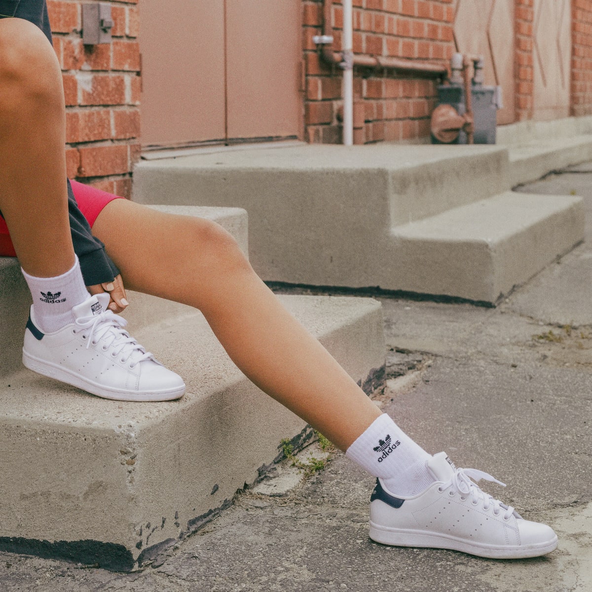 Adidas Men's Stan Smith Shoes - Core White / Core White / Dark Blue - Image 11