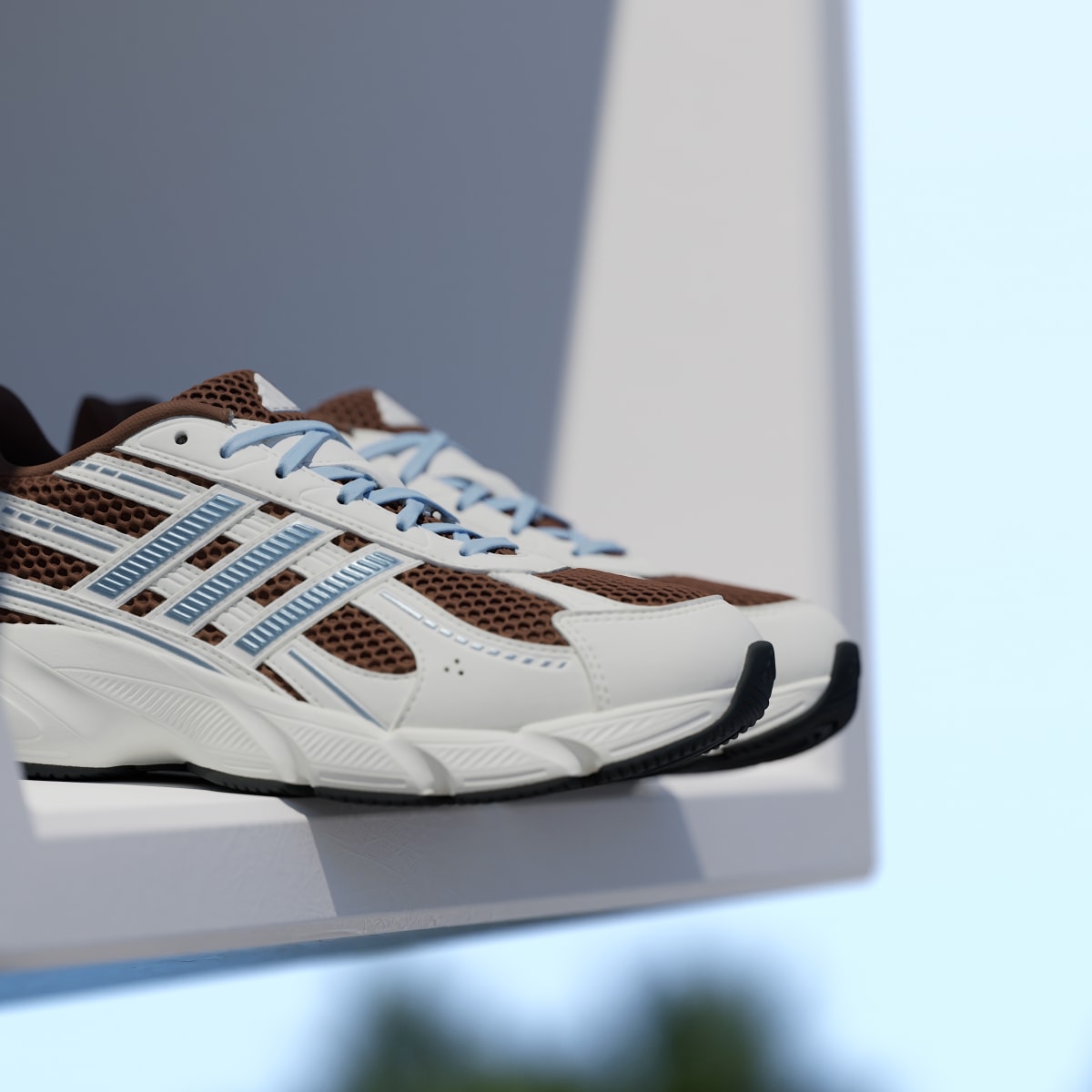 Adidas Women's TECHNOCHAOS 2000 SHOES - Preloved Brown / Clear Sky / Off White - Image 10