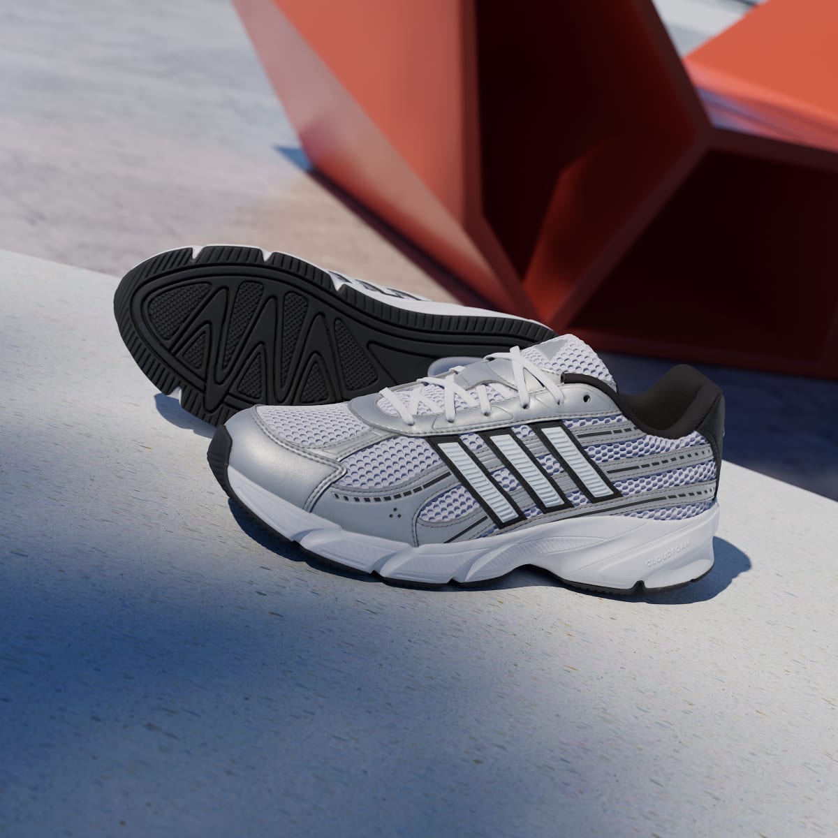 Adidas Men's TECHNOCHAOS 2000 Shoes - Cloud White / Cloud White / Core Black - Image 4