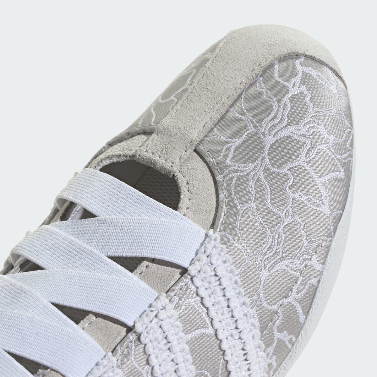 Adidas Women's TOKYO MJ SHOES - Silver Metallic / Cloud White / Grey One - Image 7