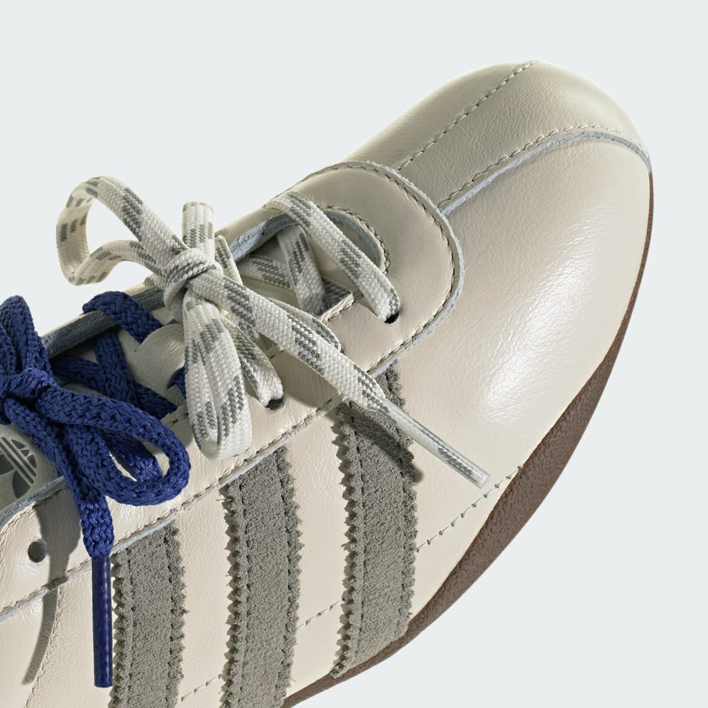 Adidas Women's TOKYO SHOES - Off White / Silver Pebble / Gum - Image 11
