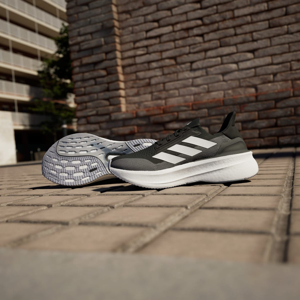 Adidas Women's Ultraboost 5X Shoes - Core Black / Cloud White / Carbon - Image 4