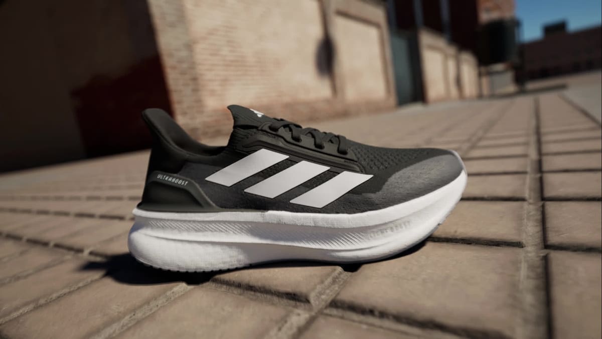 Adidas Women's Ultraboost 5X Shoes - Core Black / Cloud White / Carbon - Image 2