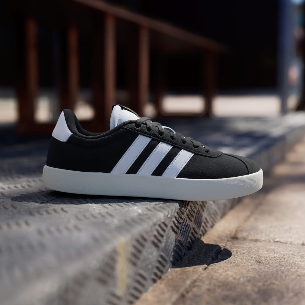 Adidas Women's VL Court 3.0 Shoes - Core Black / Cloud White / Gold Metallic - Image 3