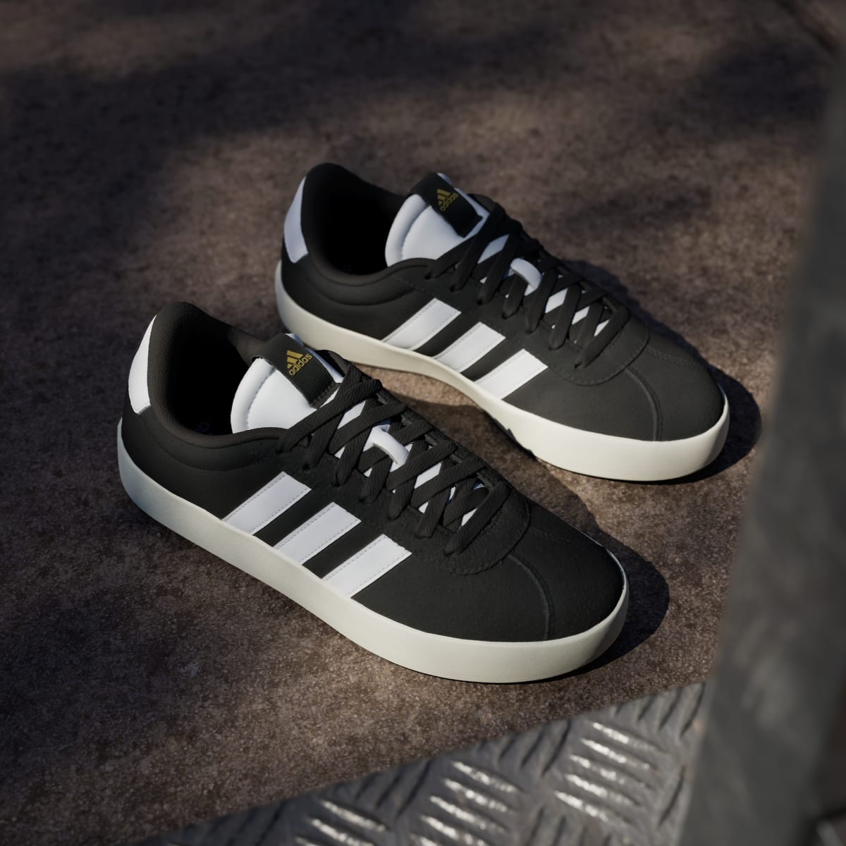 Adidas Women's VL Court 3.0 Shoes - Core Black / Cloud White / Gold Metallic - Image 5
