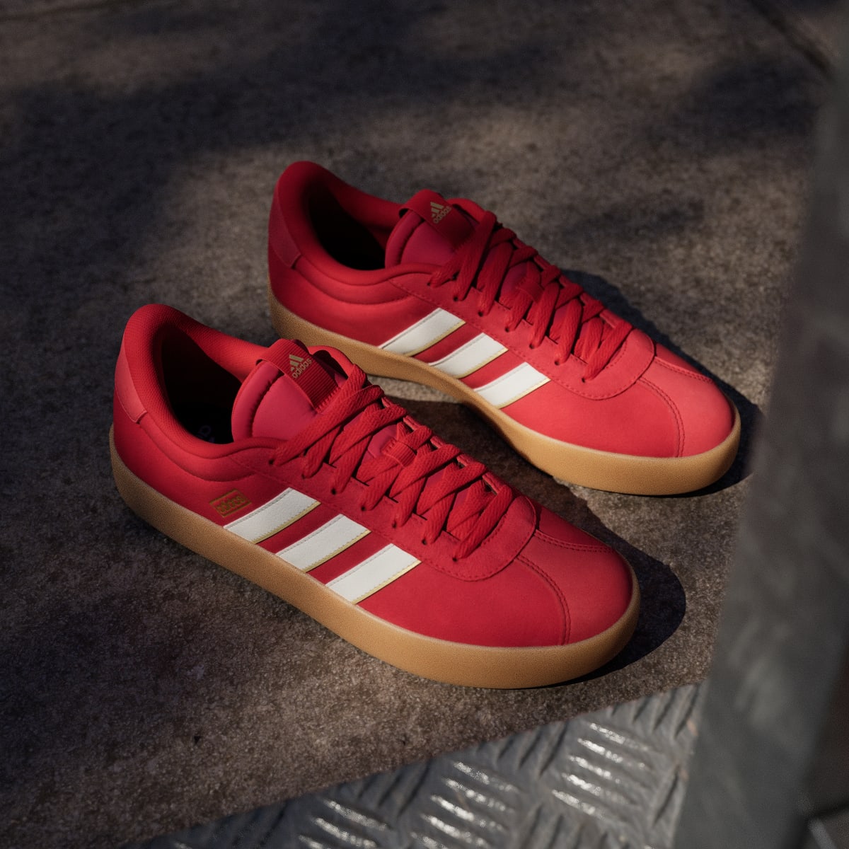 Adidas Men's VL Court 3.0 Shoes - Better Scarlet / Core White / Gold Metallic - Image 5
